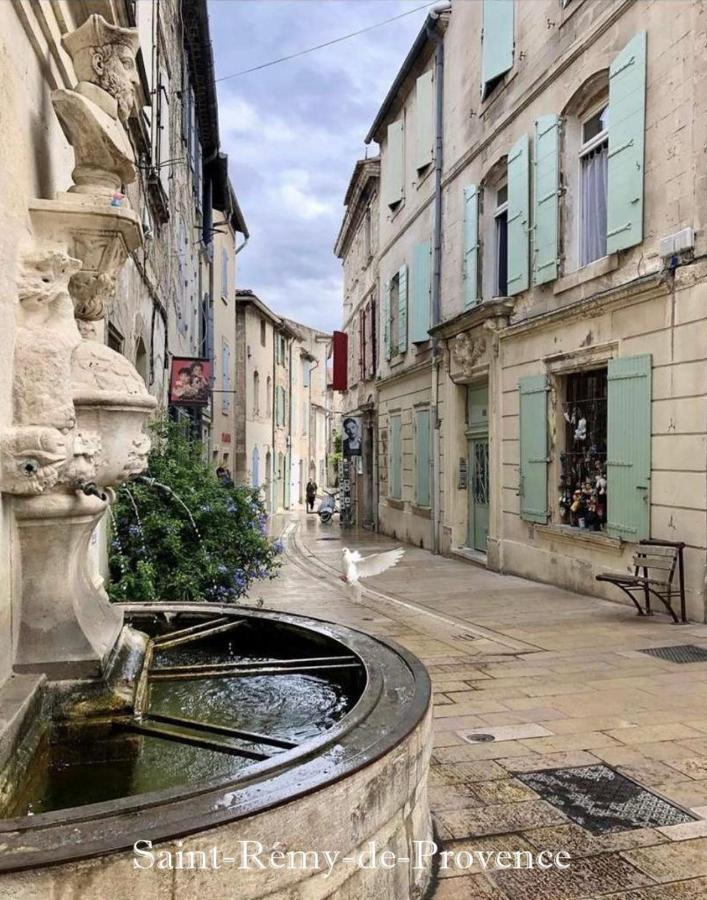 Ferienwohnung Nuit A La Roquette, Arles Exterior foto